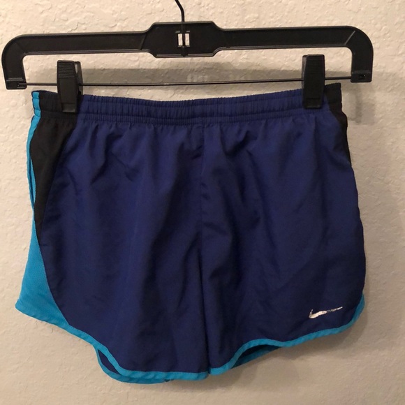 Nike Running Shorts - Picture 1 of 3